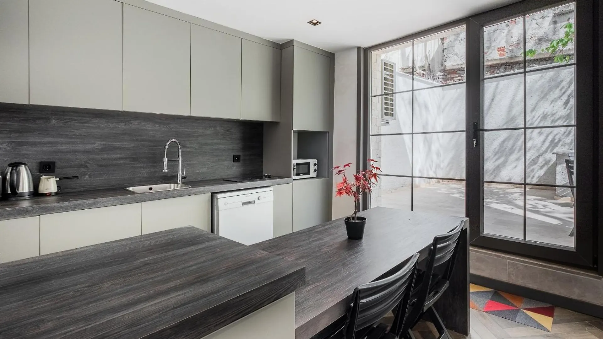 G Avlu Apartment Istanbul Turkey