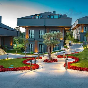 5* Hotel Menalo Premium Airport