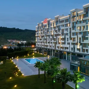 5* Hotel Miracle Airport &